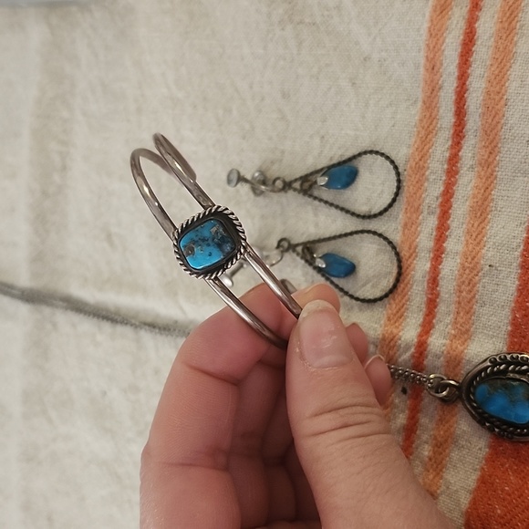 Jewelry set - Picture 2 of 6